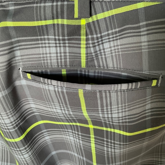 NIKE Golf Pants Golf Tour Performance Dri-Fit Grey Green Plaid 34 x 32* - Picture 8 of 14